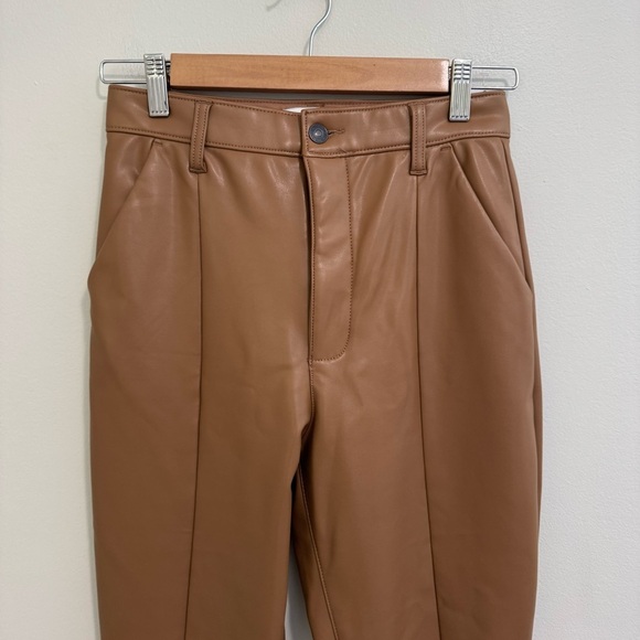 Abercrombie & Fitch NWT Split Hem Faux Leather Pants Short - Picture 3 of 8
